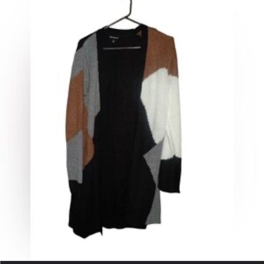 NWOT Fortune + Ivy cardigan